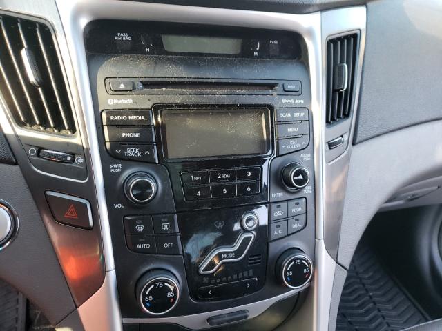 Photo 8 VIN: KMHEC4A42CA045151 - HYUNDAI SONATA HYB 