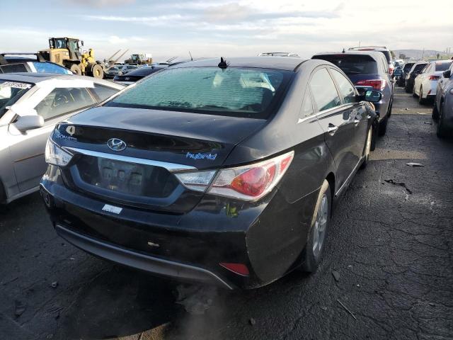 Photo 2 VIN: KMHEC4A42CA060121 - HYUNDAI SONATA 