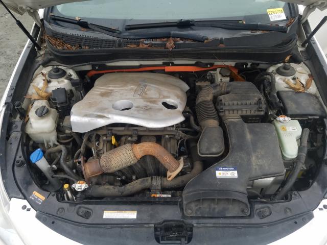 Photo 6 VIN: KMHEC4A42DA089913 - HYUNDAI SONATA HYB 