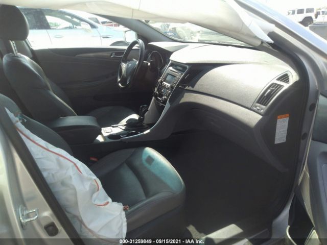 Photo 4 VIN: KMHEC4A42FA130852 - HYUNDAI SONATA HYBRID 