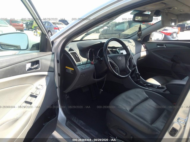 Photo 4 VIN: KMHEC4A42FA135503 - HYUNDAI SONATA HYBRID 