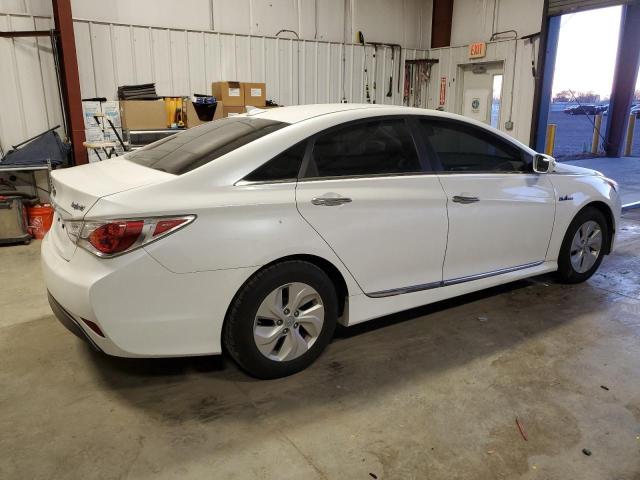 Photo 2 VIN: KMHEC4A42FA137560 - HYUNDAI SONATA 