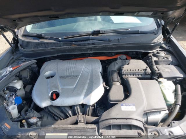 Photo 9 VIN: KMHEC4A42FA138594 - HYUNDAI SONATA HYBRID 