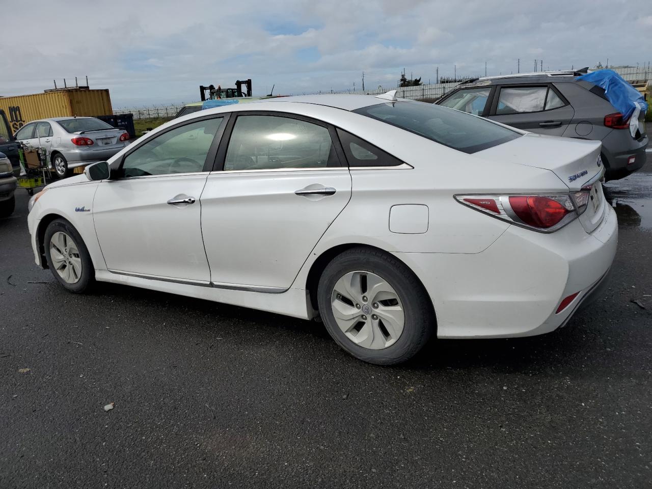 Photo 1 VIN: KMHEC4A42FA139423 - HYUNDAI SONATA 