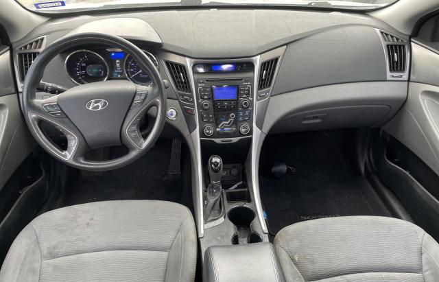 Photo 8 VIN: KMHEC4A43BA003893 - HYUNDAI SONATA HYB 