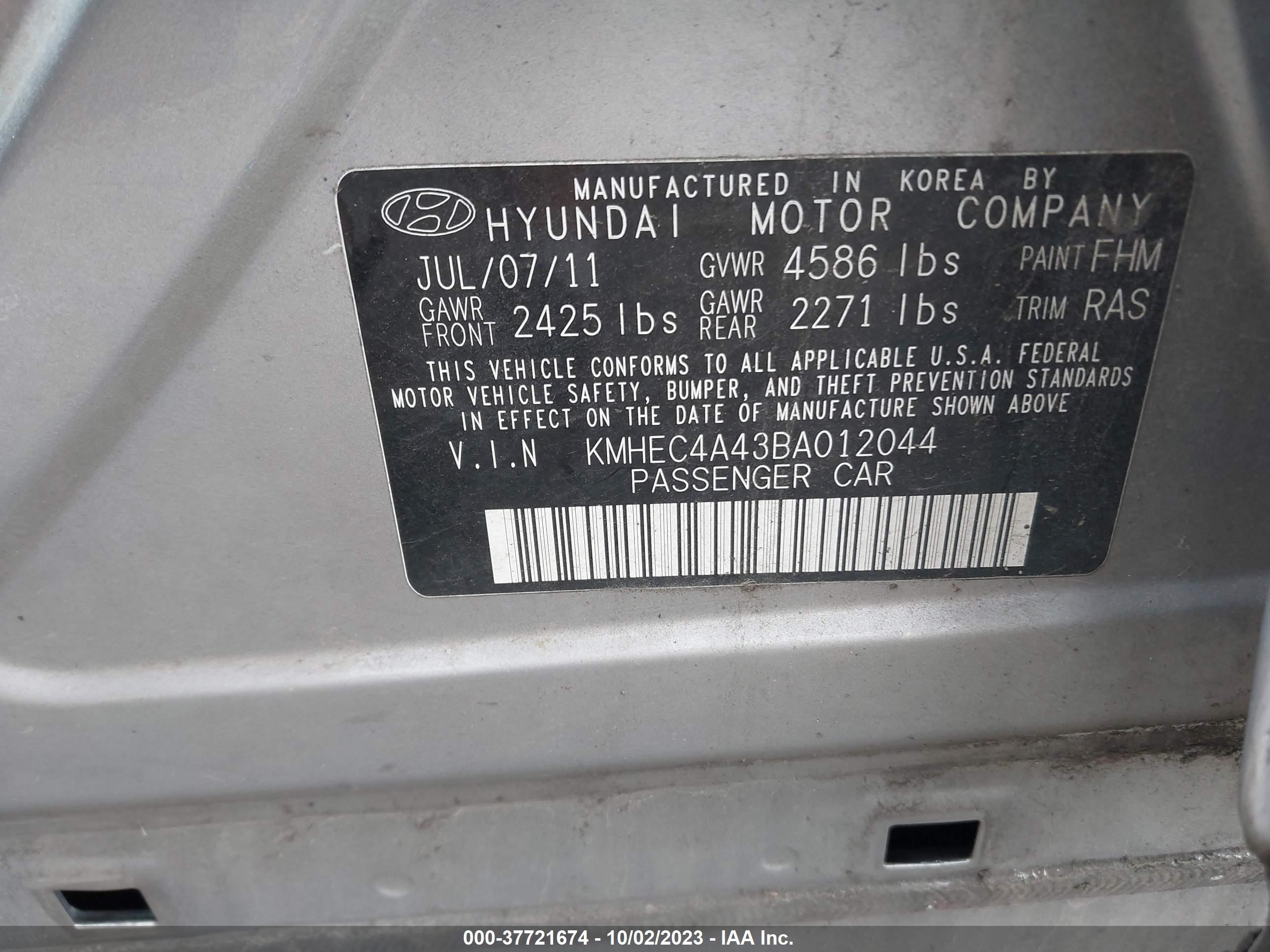 Photo 8 VIN: KMHEC4A43BA012044 - HYUNDAI SONATA 