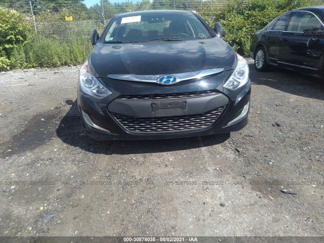 Photo 5 VIN: KMHEC4A43BA017051 - HYUNDAI SONATA 