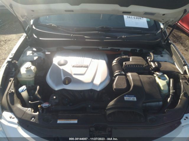 Photo 9 VIN: KMHEC4A43CA019464 - HYUNDAI SONATA HYBRID 