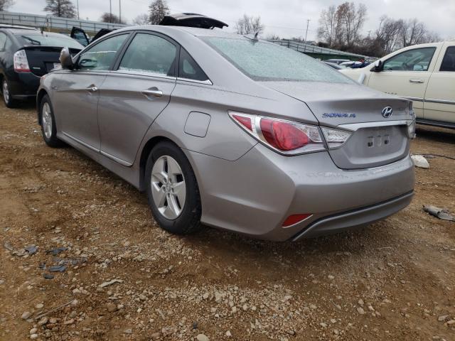 Photo 2 VIN: KMHEC4A43CA022610 - HYUNDAI SONATA HYB 