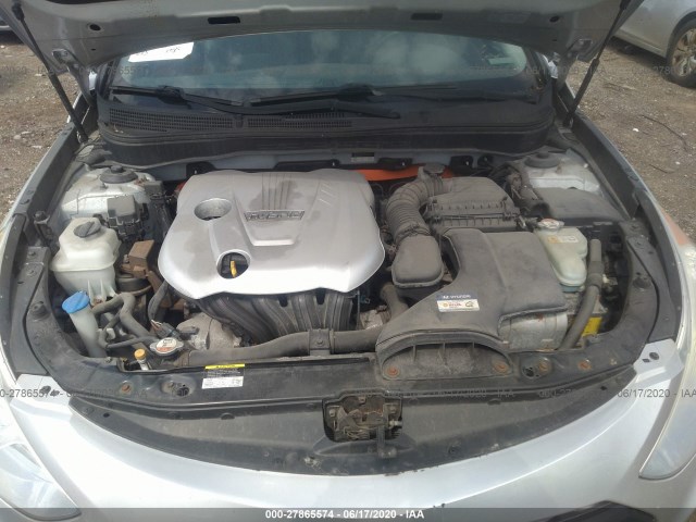 Photo 9 VIN: KMHEC4A43CA022977 - HYUNDAI SONATA 