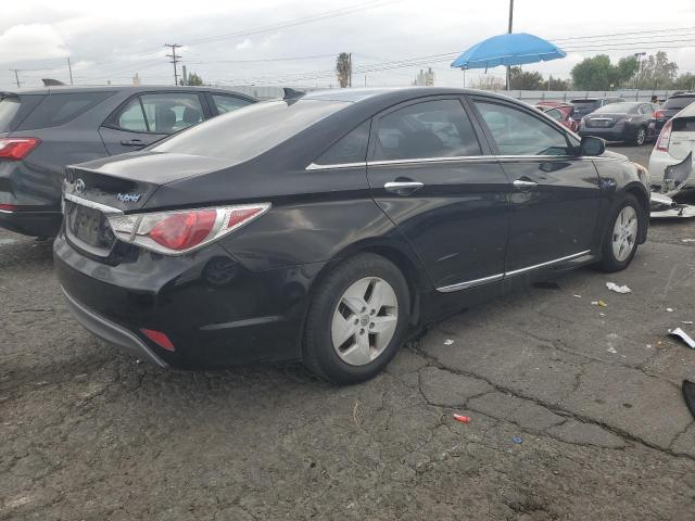 Photo 2 VIN: KMHEC4A43CA029282 - HYUNDAI SONATA 