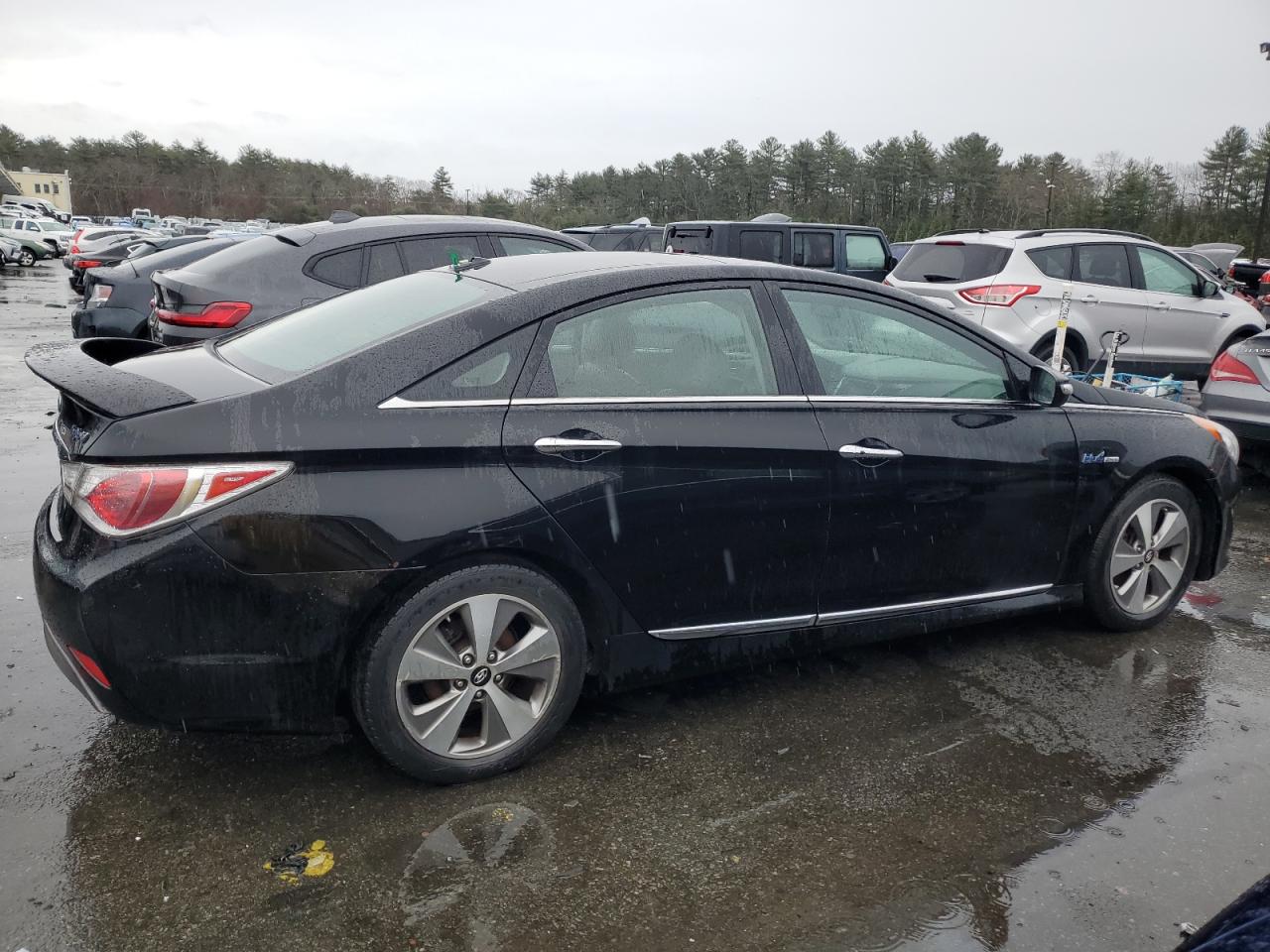 Photo 2 VIN: KMHEC4A43CA031064 - HYUNDAI SONATA 