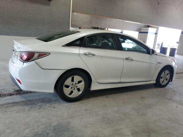 Photo 2 VIN: KMHEC4A43CA038371 - HYUNDAI SONATA 