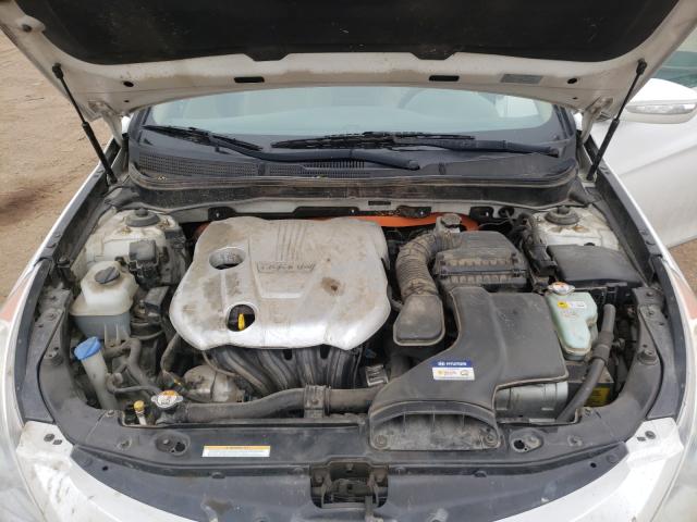 Photo 6 VIN: KMHEC4A43CA046406 - HYUNDAI SONATA HYB 