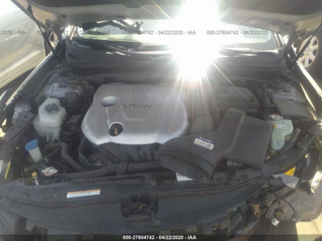 Photo 9 VIN: KMHEC4A43CA056269 - HYUNDAI SONATA HYBRID 