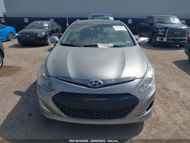 Photo 5 VIN: KMHEC4A43CA058829 - HYUNDAI SONATA HYBRID 