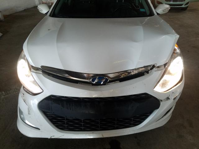 Photo 6 VIN: KMHEC4A43CA059477 - HYUNDAI SONATA HYB 