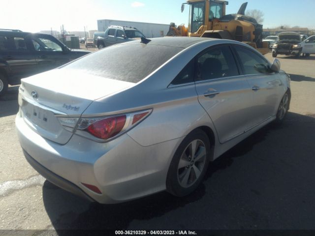 Photo 3 VIN: KMHEC4A43CA063173 - HYUNDAI SONATA HYBRID 