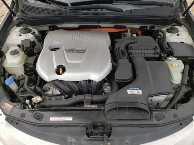 Photo 6 VIN: KMHEC4A43DA067290 - HYUNDAI SONATA HYB 