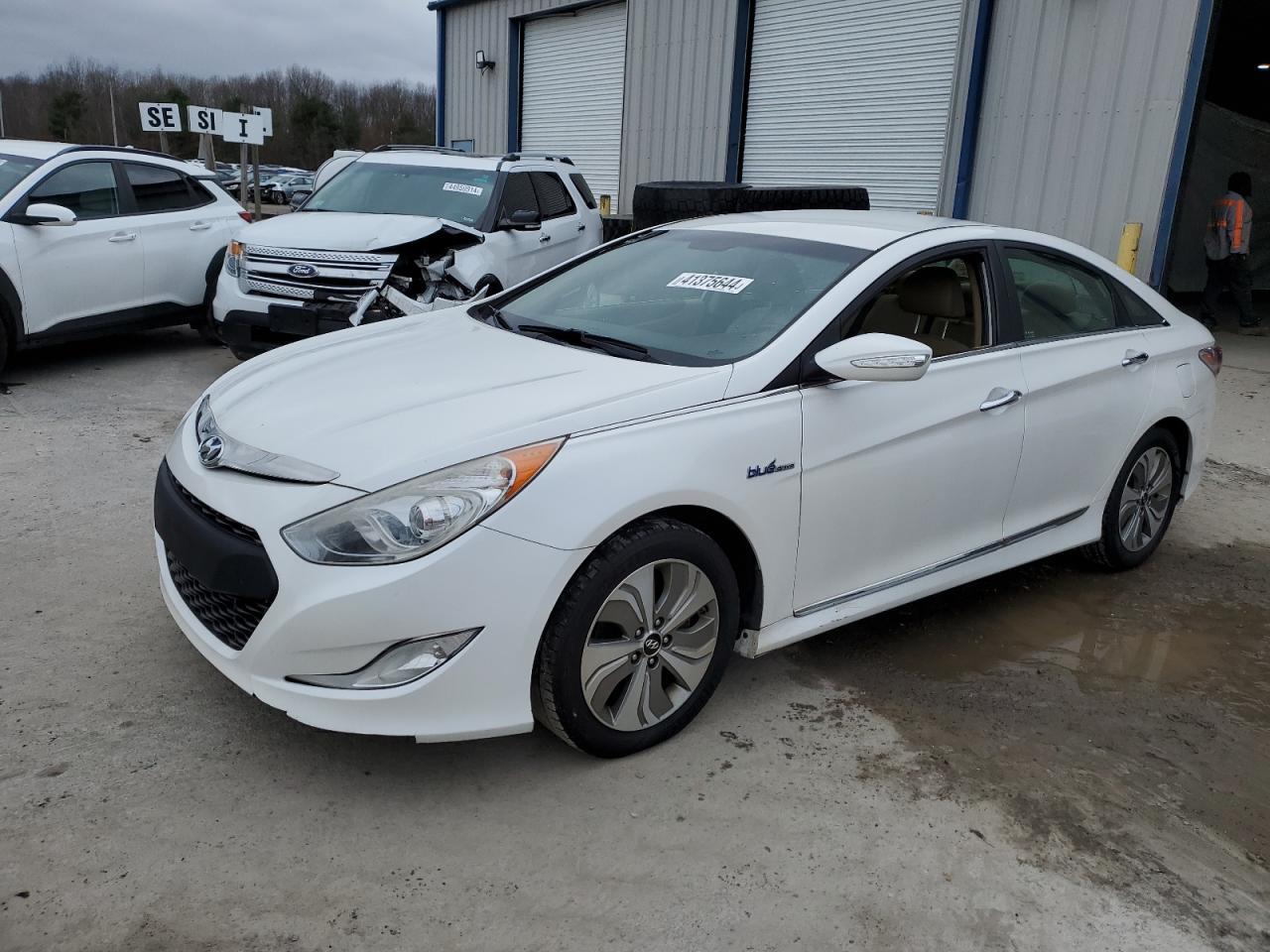 Photo 1 VIN: KMHEC4A43DA092643 - HYUNDAI SONATA 