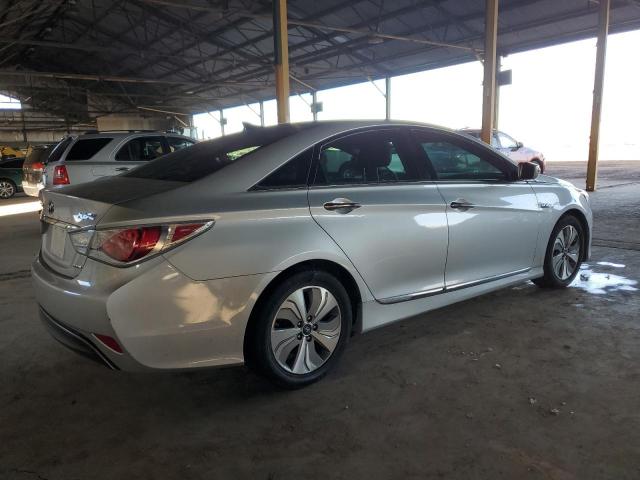 Photo 2 VIN: KMHEC4A43FA123439 - HYUNDAI SONATA HYB 