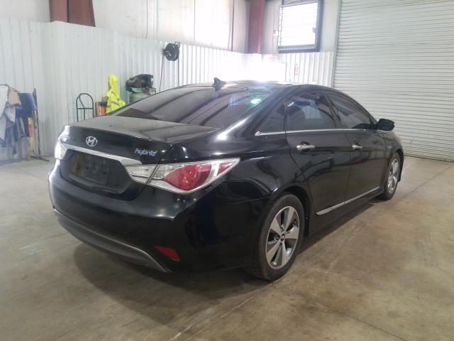 Photo 3 VIN: KMHEC4A44BA003689 - HYUNDAI SONATA 