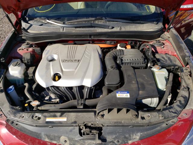 Photo 6 VIN: KMHEC4A44BA003840 - HYUNDAI SONATA HYB 