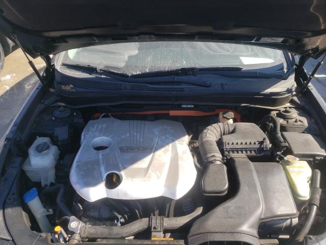 Photo 6 VIN: KMHEC4A44BA005250 - HYUNDAI SONATA 