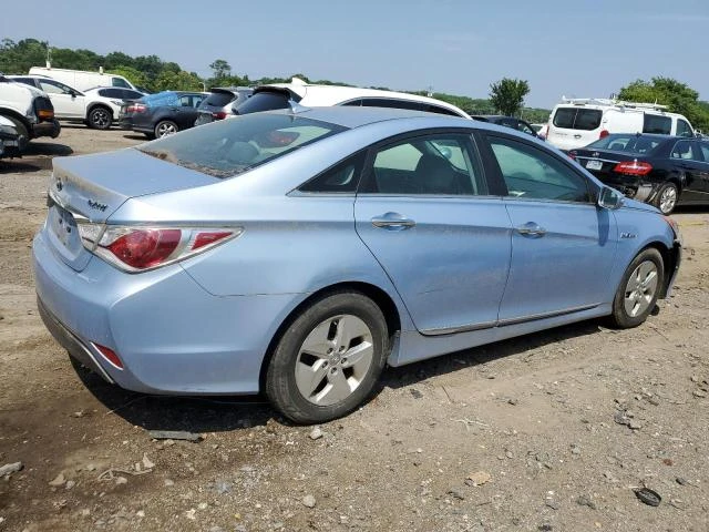 Photo 2 VIN: KMHEC4A44BA005801 - HYUNDAI SONATA HYB 