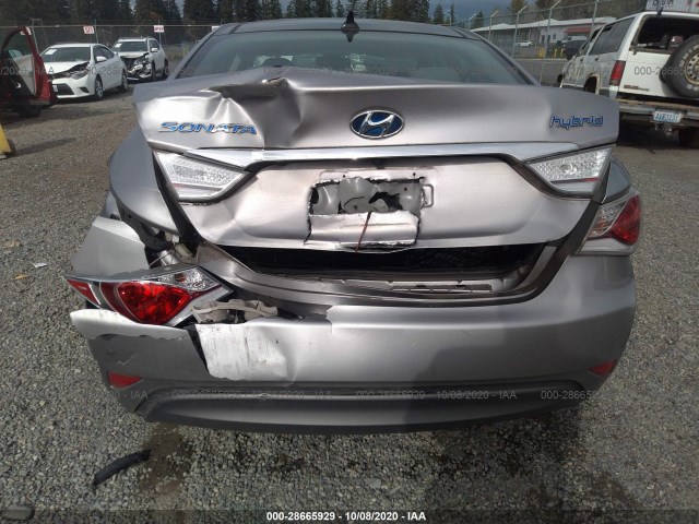 Photo 5 VIN: KMHEC4A44BA015731 - HYUNDAI SONATA 