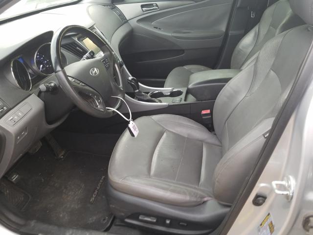 Photo 4 VIN: KMHEC4A44CA023152 - HYUNDAI SONATA HYB 