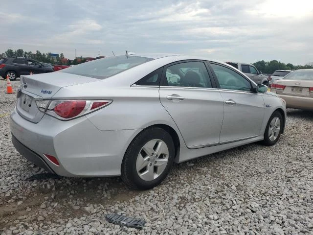 Photo 2 VIN: KMHEC4A44CA024155 - HYUNDAI SONATA HYB 