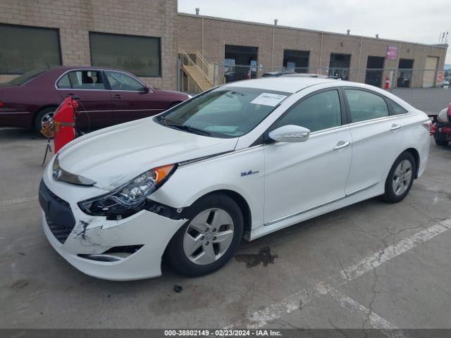 Photo 1 VIN: KMHEC4A44CA027248 - HYUNDAI SONATA HYB 