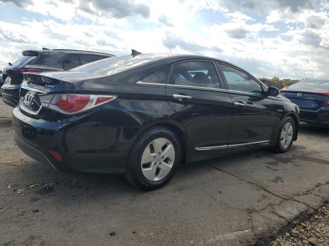 Photo 2 VIN: KMHEC4A44CA030800 - HYUNDAI SONATA HYB 