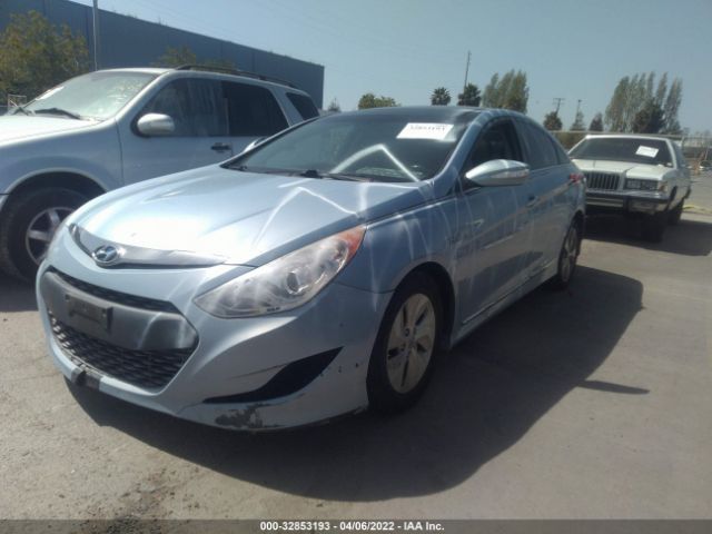 Photo 1 VIN: KMHEC4A44CA037410 - HYUNDAI SONATA 