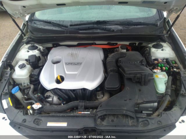 Photo 9 VIN: KMHEC4A44CA063179 - HYUNDAI SONATA 