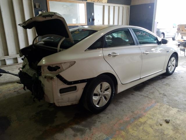 Photo 3 VIN: KMHEC4A44DA064477 - HYUNDAI SONATA HYB 