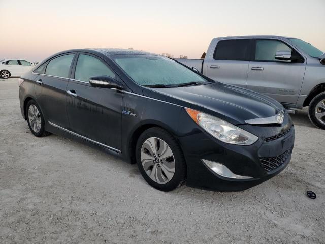 Photo 3 VIN: KMHEC4A44DA066651 - HYUNDAI SONATA HYB 