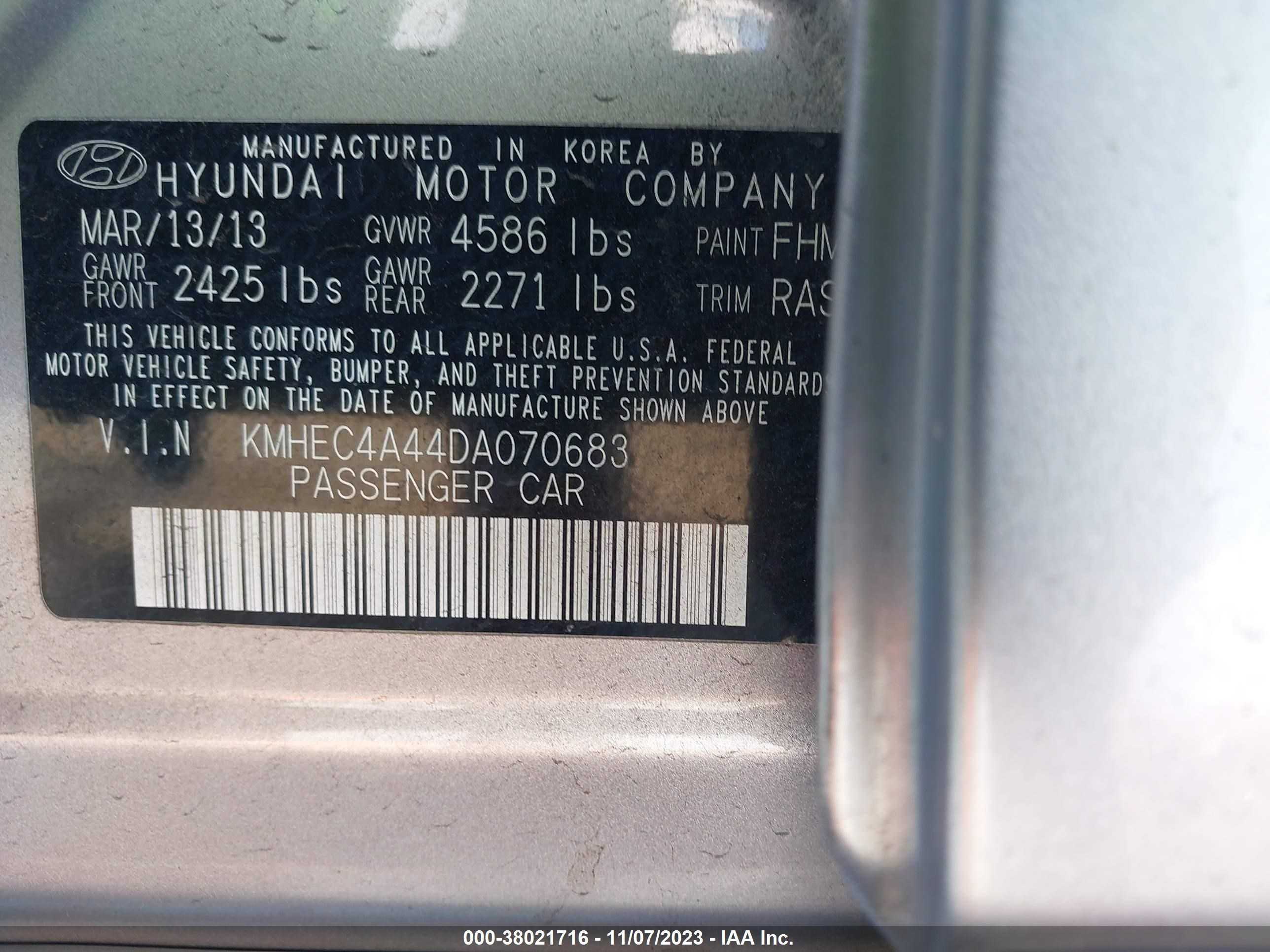 Photo 8 VIN: KMHEC4A44DA070683 - HYUNDAI SONATA 