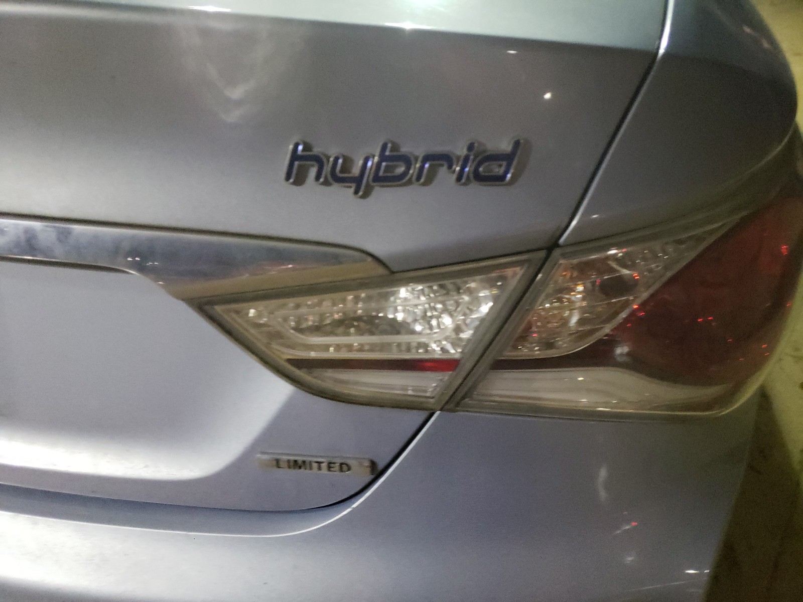 Photo 8 VIN: KMHEC4A44DA075771 - HYUNDAI SONATA HYB 