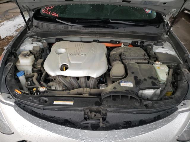 Photo 6 VIN: KMHEC4A44DA090187 - HYUNDAI SONATA HYB 