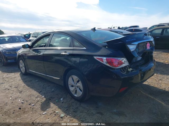 Photo 2 VIN: KMHEC4A44DA099858 - HYUNDAI SONATA HYBRID 