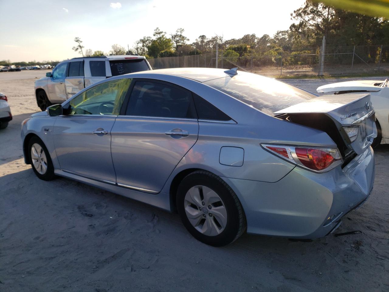 Photo 1 VIN: KMHEC4A44EA108687 - HYUNDAI SONATA 