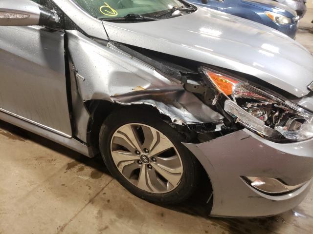 Photo 8 VIN: KMHEC4A44FA125863 - HYUNDAI SONATA HYB 