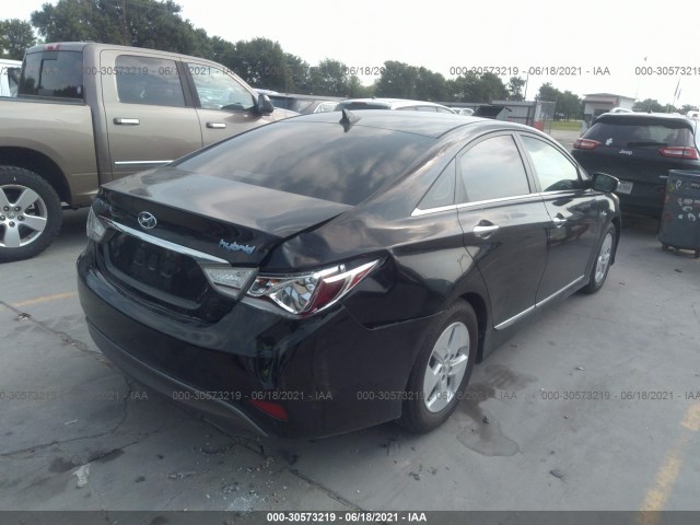 Photo 3 VIN: KMHEC4A45BA011364 - HYUNDAI SONATA 