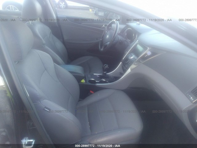 Photo 4 VIN: KMHEC4A45CA020342 - HYUNDAI SONATA 