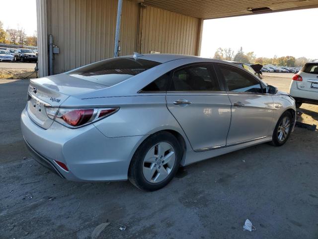 Photo 2 VIN: KMHEC4A45CA032068 - HYUNDAI SONATA HYB 