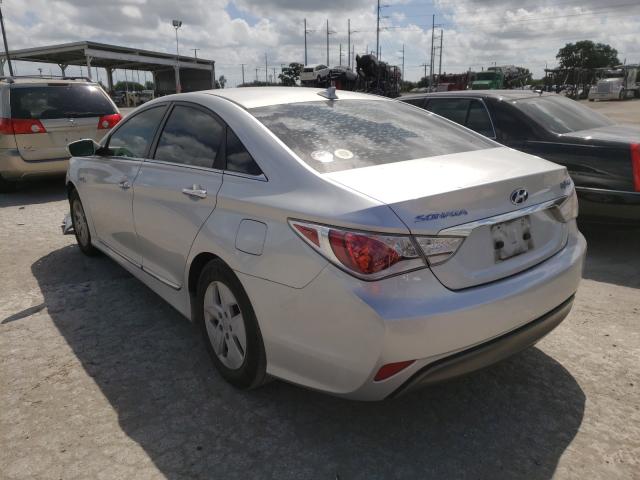 Photo 2 VIN: KMHEC4A45CA032457 - HYUNDAI SONATA HYB 