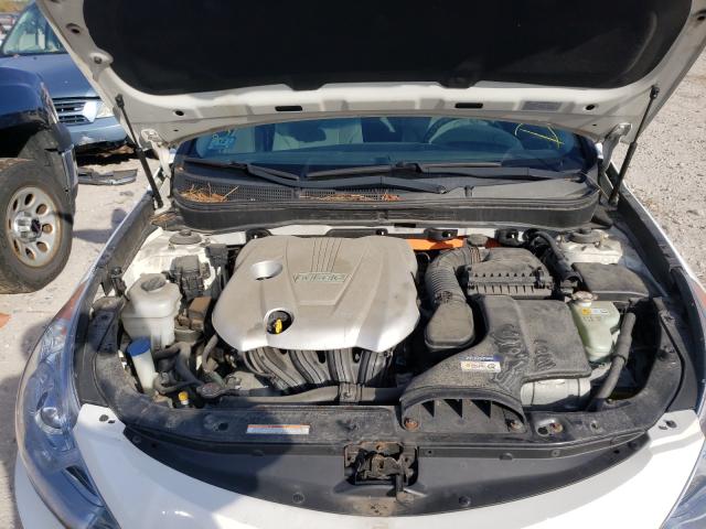 Photo 6 VIN: KMHEC4A45CA034516 - HYUNDAI SONATA HYB 