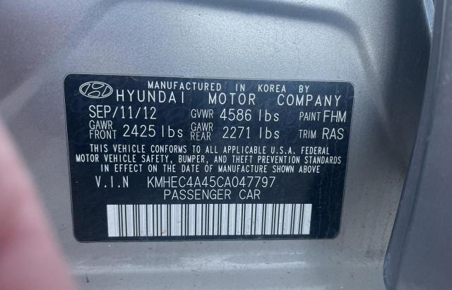 Photo 9 VIN: KMHEC4A45CA047797 - HYUNDAI SONATA 